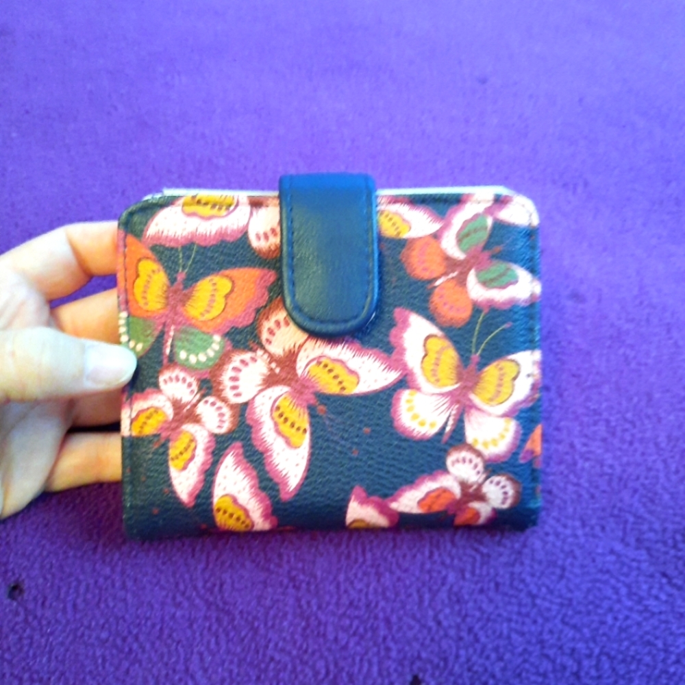 Time and Tru Butterfly Wallet  New